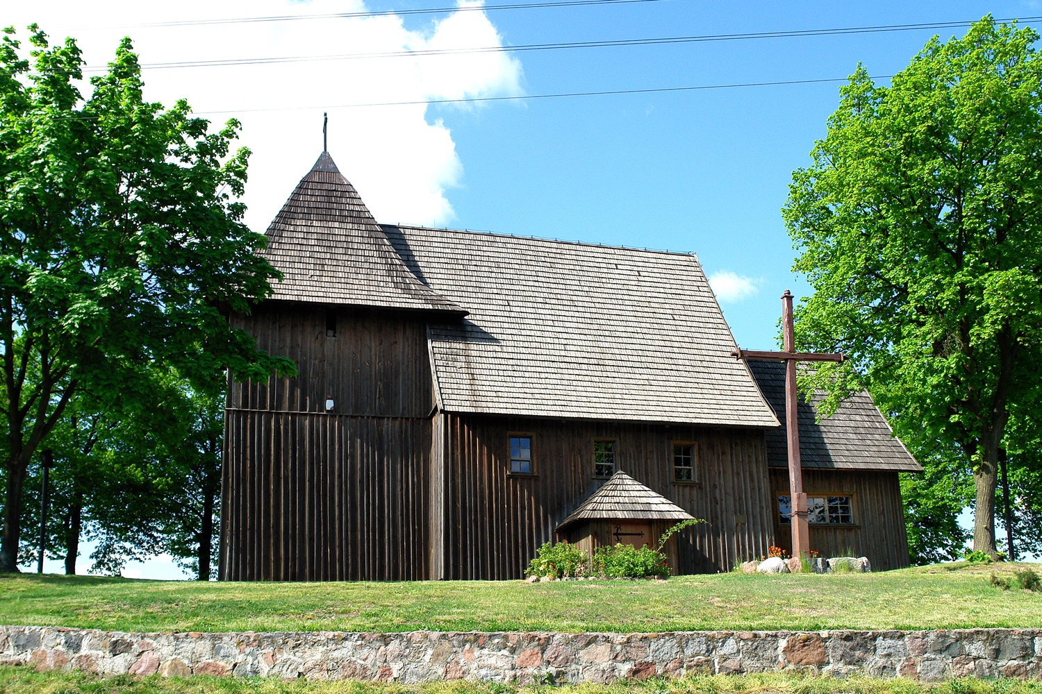 drewniany kościół